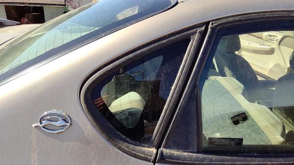 2000-2005 Chevy Impala Passenger Right Rear Quarter Glass Back Side Window Oem — photo 2