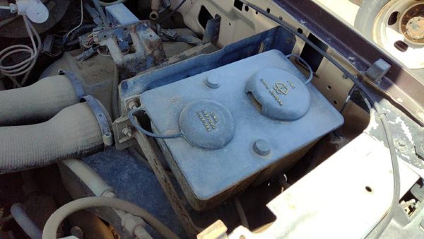 1988 Ford F150 Coolant Recovery Bottle — photo 6