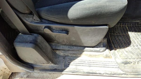 07-14 Chevy Silverado 2500 Passenger Right Side Seat Trim Panel Oem — photo 1