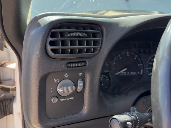 98-02 Chevy S10 Blazer Trim Bezel Around Speedometer Dash Surround Graphite 12H — photo 9