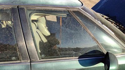 1992-1999 Olds 88 Passenger Right Front Side Window Door Glass Oem 25640132