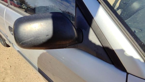 2000-2004 Subaru Legacy Passenger Right Power Side Mirror Door Mounted Oem — photo 2