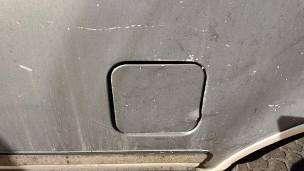 87-91 F250 Pickup Fuel Tank Door With Hinge Gas Lid Oem Filler Gray — photo 4