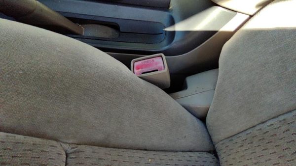 2002-2003 Toyota Camry Driver Left Front Seat Belt Buckle Receiver Oem Taupe 43 — photo 3