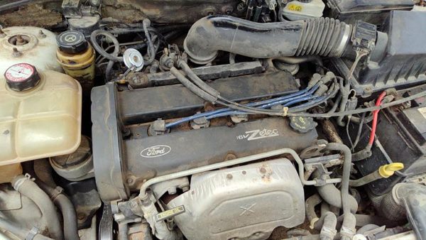 2000 Focus Station Wagon Cylinder Head Assembly OEM 2.0L Dohc — photo 3