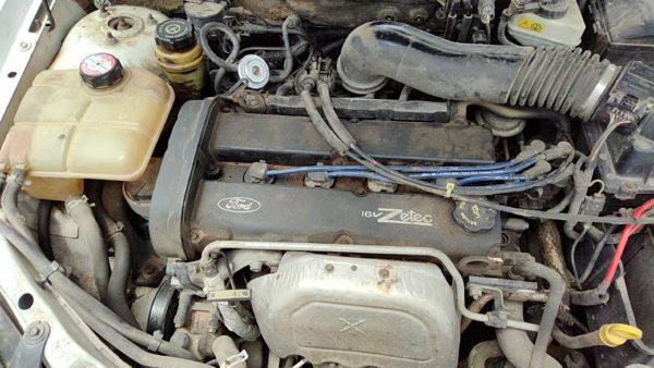 2000 Focus Station Wagon Cylinder Head Assembly OEM 2.0L Dohc — photo 5
