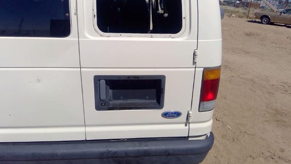 1993 Ford Van Back Door RH White — photo 1