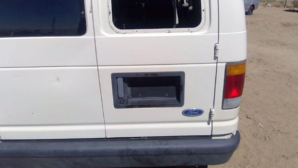 1993 Ford Van Back Door RH White — photo 2