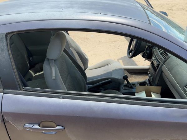 2005-2010 Chevy Cobalt Passenger Right Front Side Window Door Glass Oem Coupe — photo 1