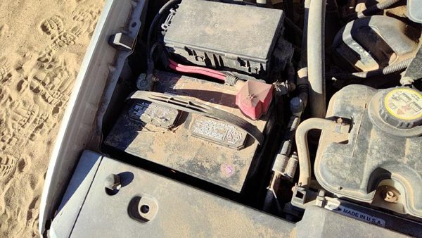 2003-2011 Lincoln Town Car Complete Battery Box Mount Tray With Hold Down 4.6L — photo 3