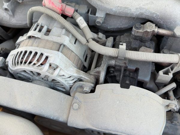 2006 Subaru Legacy Outback AC Compressor Alternator Mount Bracket Set 73633AG001 — photo 3