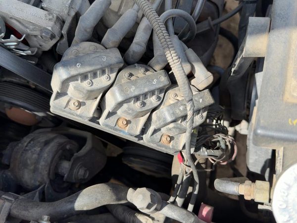 1992-1999 Olds Eighty Eight Ignition Coil Assembly Oem 3.8L 10472401 — photo 1