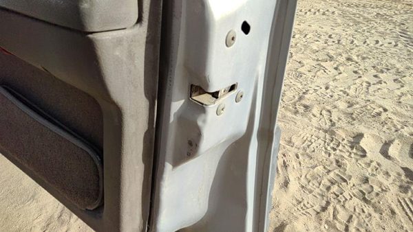 93-98 Jeep Grand Cherokee Passenger Right Front Door Latch With Rods/Cables Oem — photo 4