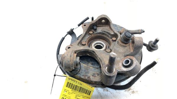 10-12 Santa Fe Passenger Right Rear Knuckle OEM Stub Axle with Hub AWD knuckle — photo 6
