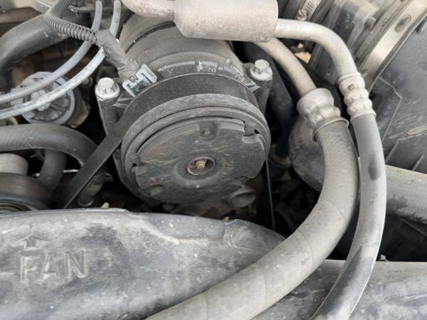 1998 Chevy S10 Blazer Power Steering Pump With Mount Bracket Oem 4.3L — photo 6