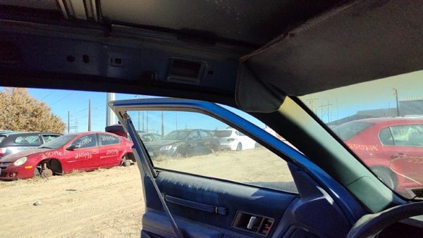 88-93 Olds Cutlass Cierra Driver Left A Pillar Trim Windshield Post Panel Blue — photo 1