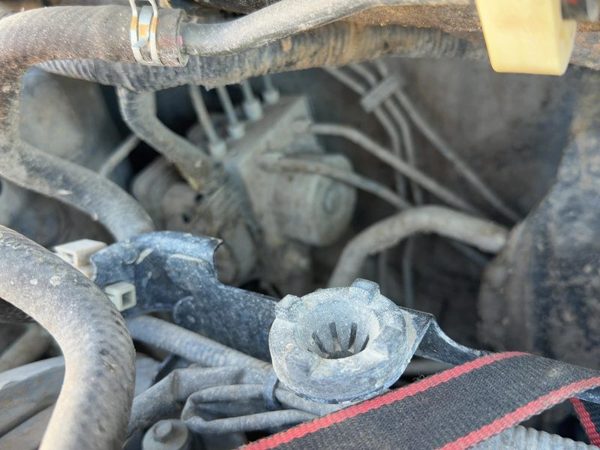 2014 Nissan Sentra Anti-lock Brake Parts — photo 3