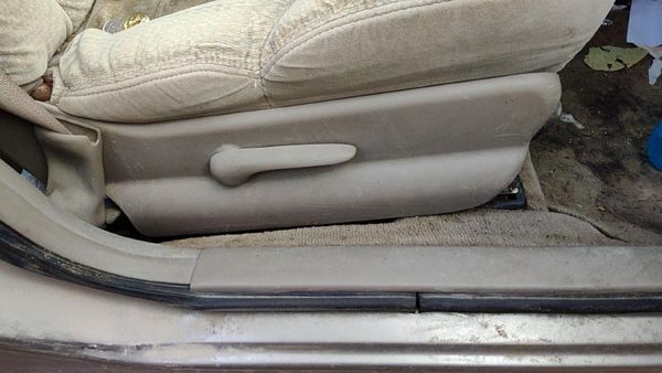 97-05 Buick Century Passenger Right Side Seat Trim Panel Oem Taupe 52B — photo 1