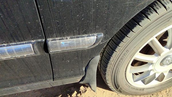 2004-2005 Hyundai Xg350 Passenger Right Moulding From Fender Trim Strip Black — photo 3