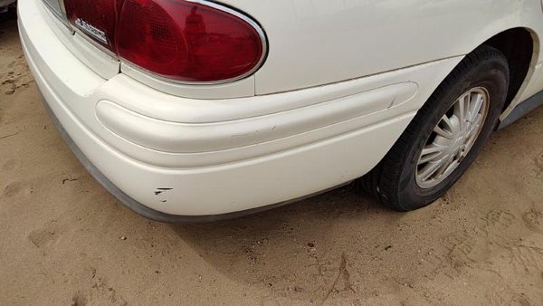 2000-2005 Buick Lesabre Rear Bumper Cover Assembly Oem Back White 40U 25679892 — photo 2