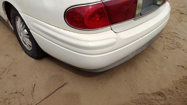 2000-2005 Buick Lesabre Rear Bumper Cover Assembly Oem Back White 40U 25679892 — photo 5