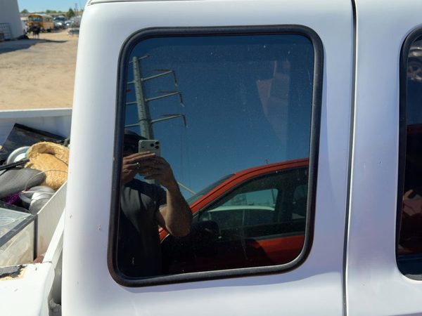 1993-1997 Ford Ranger Passenger Right Rear Quarter Glass Back Side Window Oem — photo 3