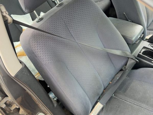05-06 Altima Passenger Right Front Seat Belt Retractor Oem Shoulder Charcoal G — photo 3