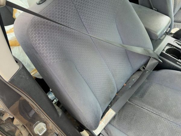 05-06 Altima Passenger Right Front Seat Belt Retractor Oem Shoulder Charcoal G — photo 5