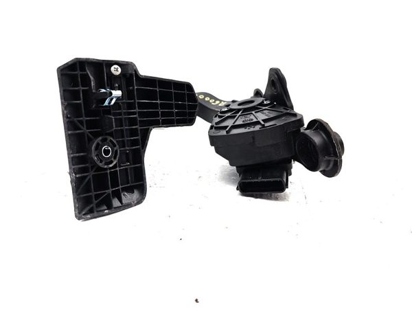 2014-2019 Kia Soul Gas Accelerator Pedal Assembly Oem 35190-2Gdc0 — photo 3