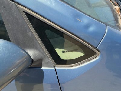 2004-2009 Toyota Prius Passenger Right Front Vent Window OEM