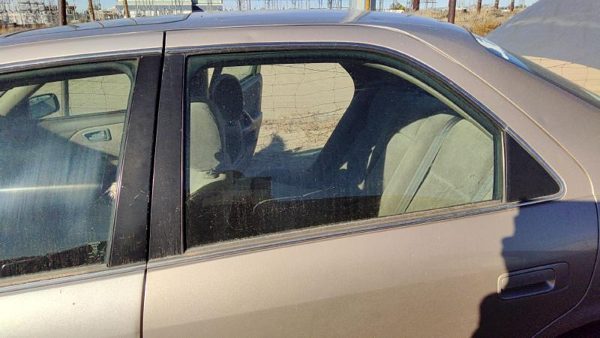 1997-2001 Toyota Camry Driver Left Rear Side Window Door Glass Oem Back — photo 3