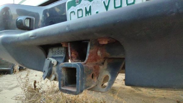2000-2006 Chevy Suburban Trailer Receiver Hitch Factory Mount Oem 15083473 — photo 3
