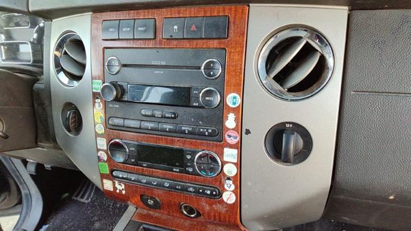 2007-2008 Ford Expedition Trim Bezel Around Radio Surround Dash Panel Oem — photo 3