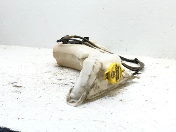 09-20 Journey Windshield Washer Fluid Reservoir With Pump Wiper Tank Bottle — photo 10