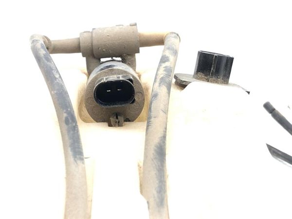 09-20 Journey Windshield Washer Fluid Reservoir With Pump Wiper Tank Bottle — photo 13