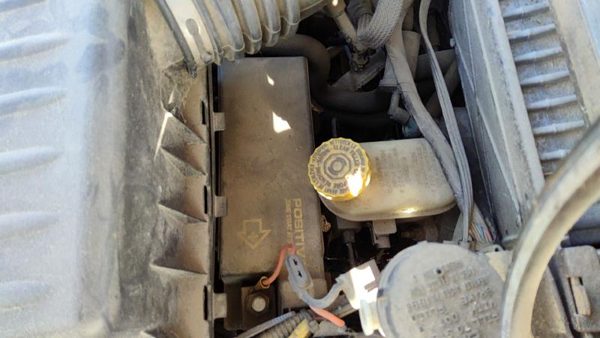 2001-2002 Chrysler Pt Cruiser Engine Fuse Box Power Distribution Panel Oem 2.4L — photo 2