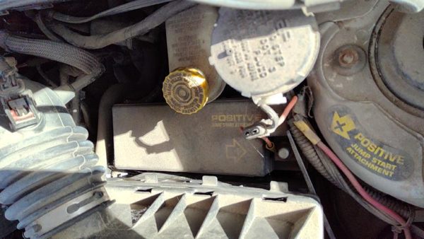 2001-2002 Chrysler Pt Cruiser Engine Fuse Box Power Distribution Panel Oem 2.4L — photo 3