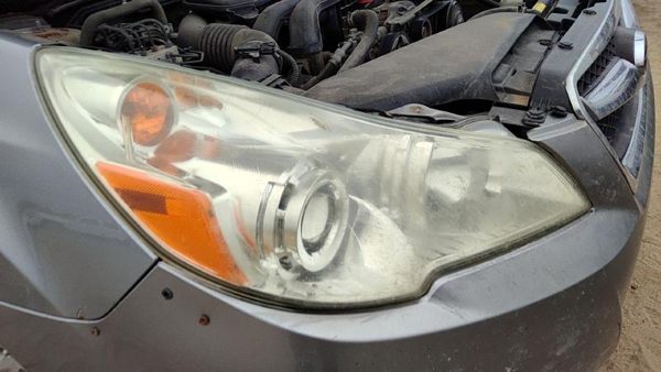 2010-2012 Subaru Legacy Outback Passenger Right Head Light Oem Front Lamp — photo 3