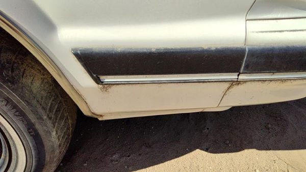 89-91 Buick Century Passenger Right Moulding From Fender Oem Trim Strip — photo 2