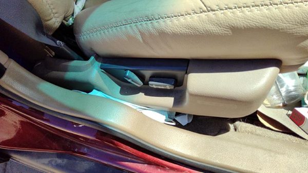 2001-2007 Volvo V70 Xc Passenger Right Side Seat Trim Panel Oem Beige B951 — photo 3