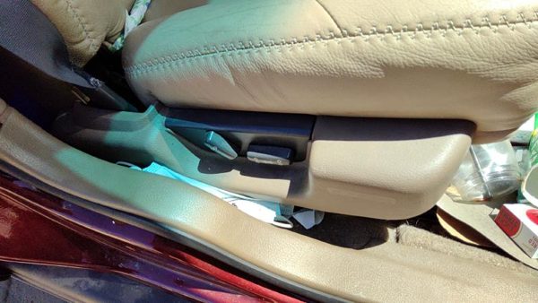 2001-2007 Volvo V70 Xc Passenger Right Side Seat Trim Panel Oem Beige B951 — photo 4