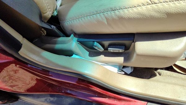 2001-2007 Volvo V70 Xc Passenger Right Side Seat Trim Panel Oem Beige B951 — photo 1