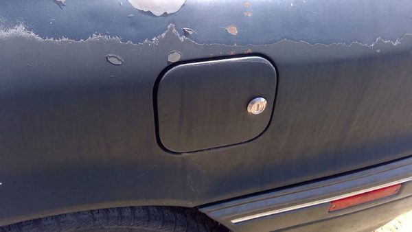 89-93 Mitsubishi Galant Vr-4 Fuel Tank Door With Hinge Gas Lid Oem Filler Green — photo 1