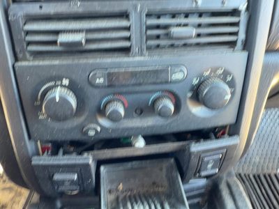 02 Grand Cherokee Temperature Control Module In Dash Heater Ac Head Unit Oem