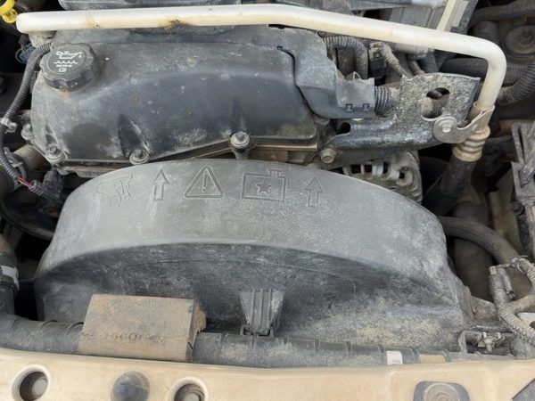 2004-2007 Buick Rainier Radiator Cooling Fan Shroud Oem Plastic Housing 4.2L — photo 2