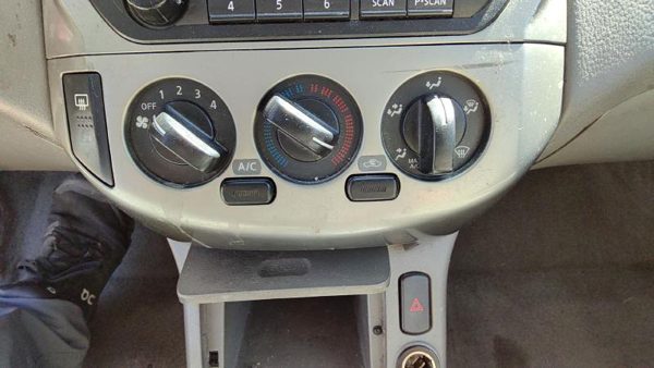 02-04 Nissan Altima Temperature Control Module In Dash Heater Ac Head Unit Oem — photo 2