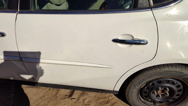 2007 Buick LaCrosse Rear Door LH White 40U — photo 3
