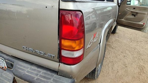 1999-2001 Chevy Silverado 2500 Passenger Right Tail Light Brake Lamp Oem Rear — photo 3