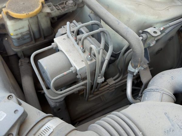 05-06 Legacy Outback Complete Anti Lock Brake Pump Unit Abs Module Assembly Awd — photo 4