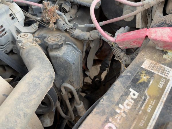 2004-2011 Dodge Dakota Driver Left Exhaust Manifold Assembly Oem 3.7L 53032613Aa — photo 1